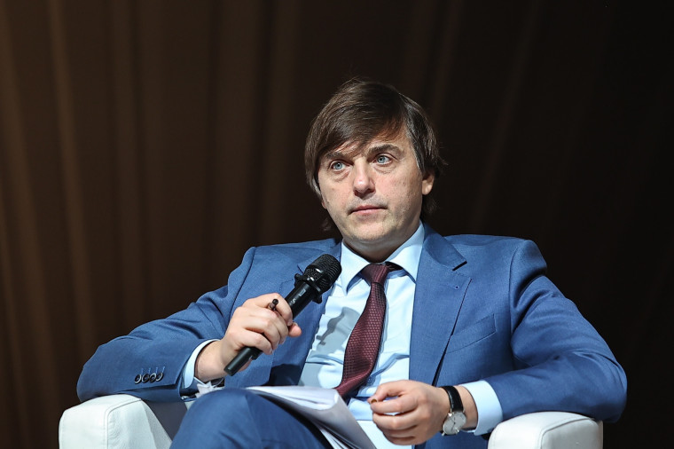 Подготовку единых учебников по истории и организацию воспитательной работы обсудили на всероссийском совещании.
